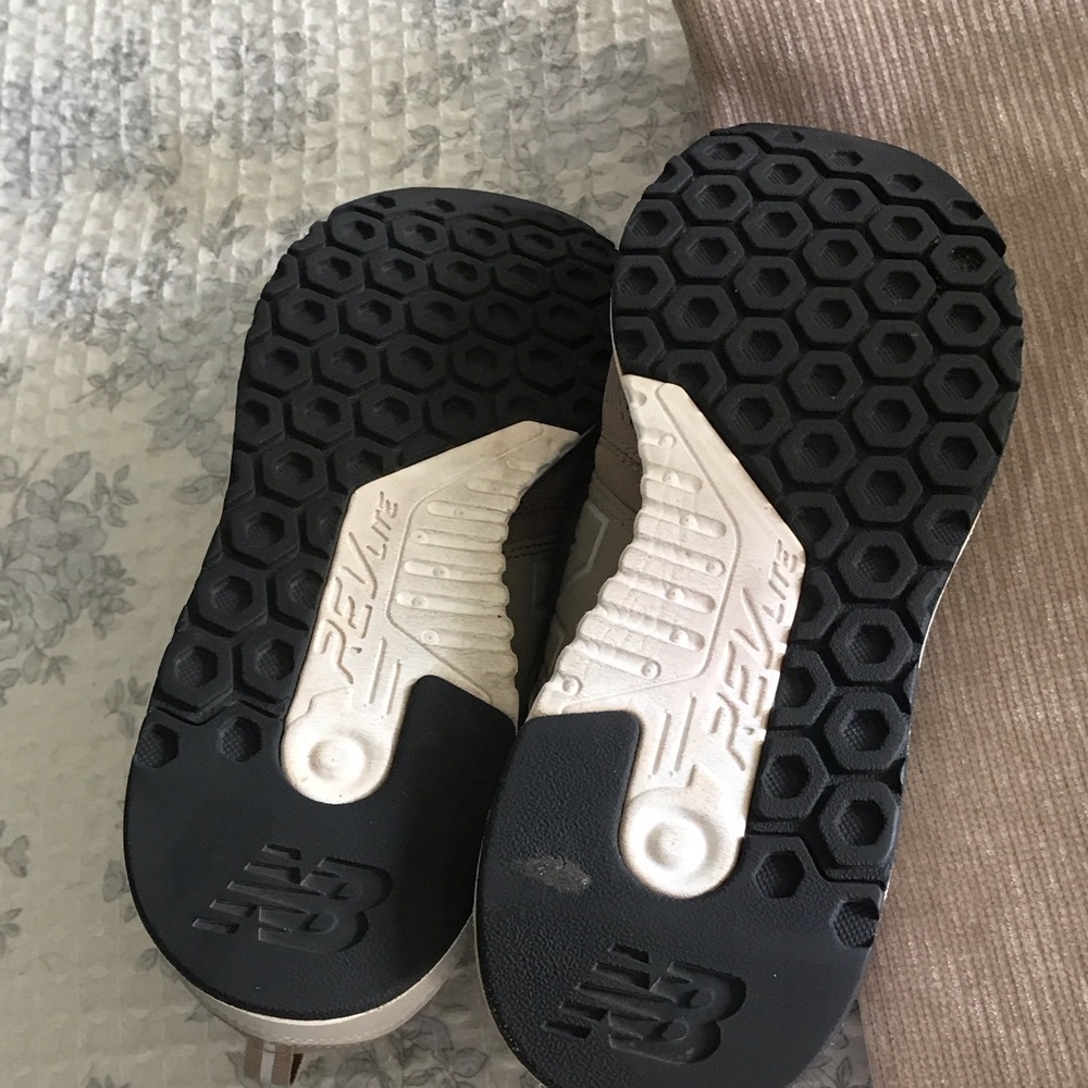New Balance Men's Beige and Gray Sneakers - Picture 4 of 4